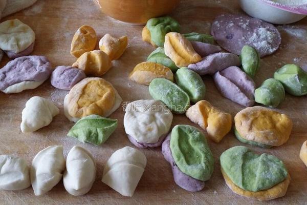 彩虹花样馒头的做法图解3
