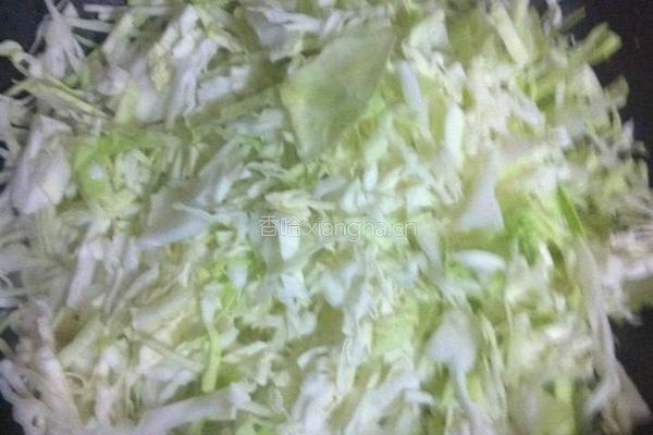 圆白菜炒饼的做法图解4