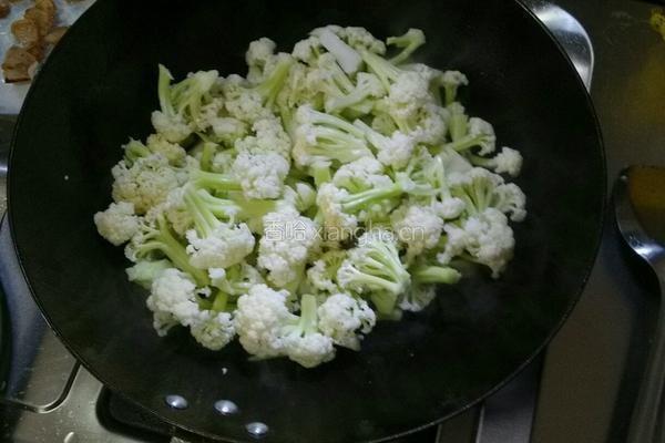 干锅花菜的做法图解4