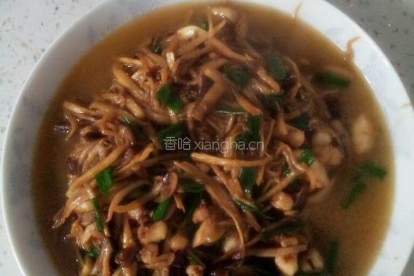 茶树菇炒鱿鱼的做法图解3