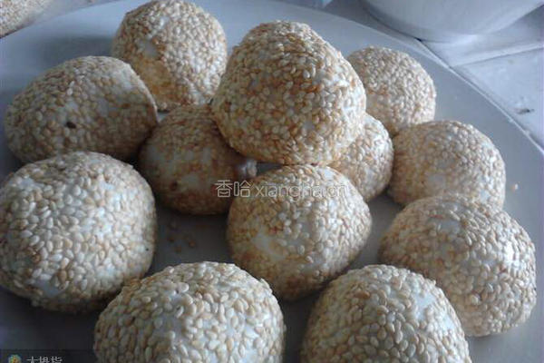 酥脆芝麻黄金球的做法图解5