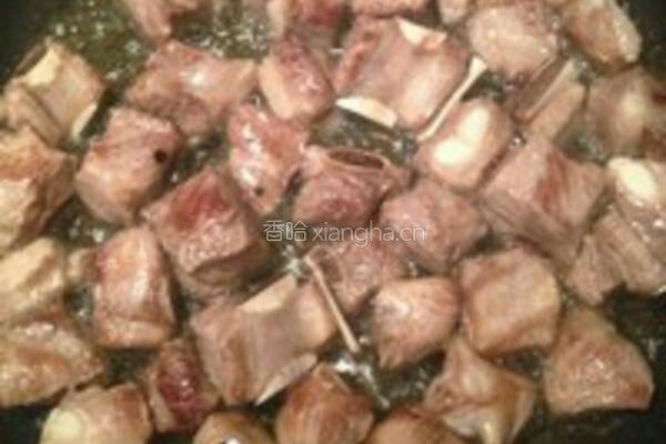 糖醋排骨的做法图解2