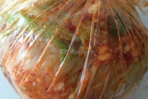 腌辣白菜的做法图解7