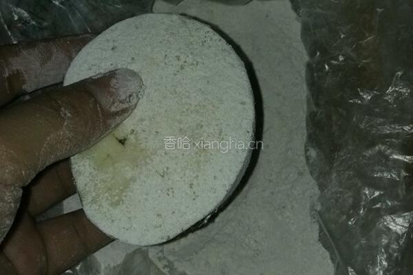 香蒸茄盒的做法图解5
