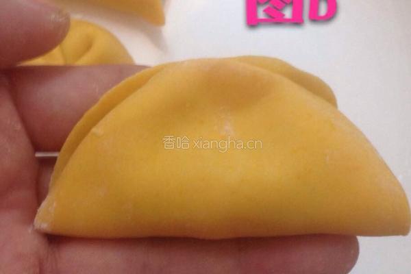 双折饺子包法的做法图解3