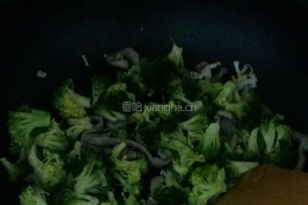 炒西兰花的做法图解4