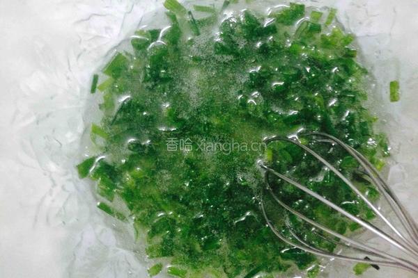 葱香咸酥饼的做法图解1