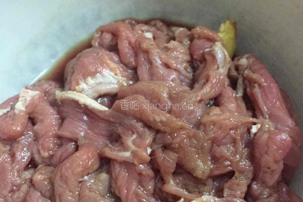 小炒牛肉的做法图解1