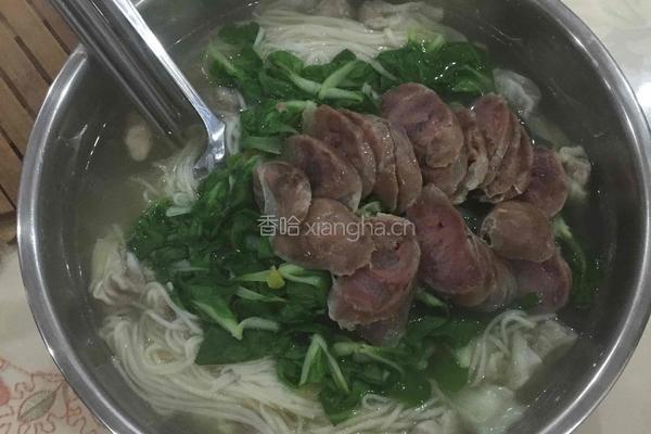 青菜香肠馄饨面的做法图解4