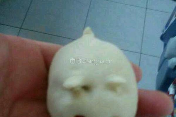 小兔子奶黄包的做法图解3
