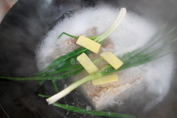 五香花肉的做法图解1