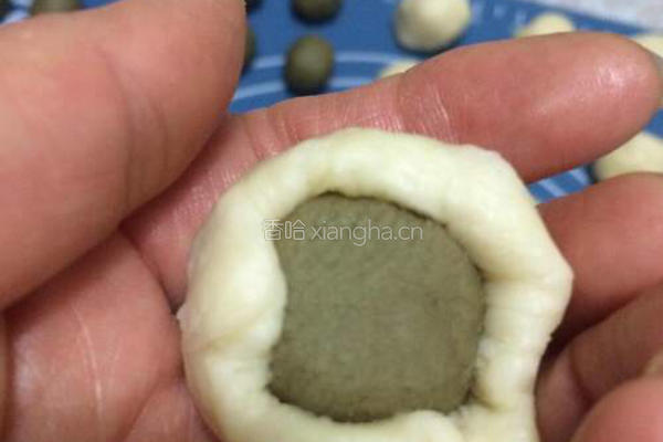 抹茶芝麻酥的做法图解4