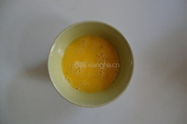 培根鸡蛋三明治的做法图解1