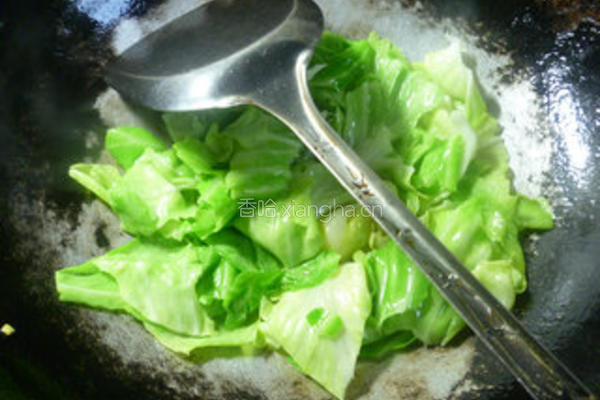 番茄炒牛心菜的做法图解4