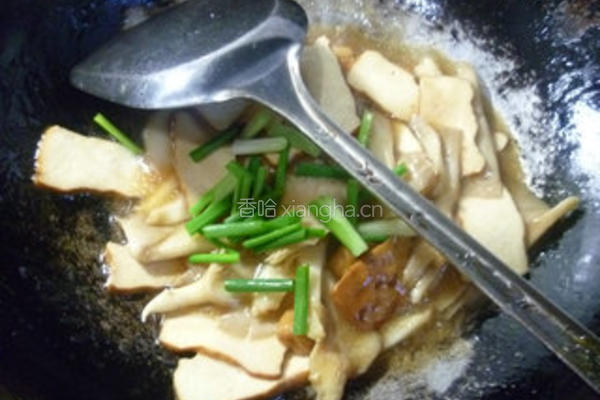 香干炒平菇的做法图解12
