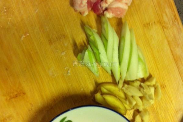 豆豉苦瓜炒香干的做法图解4