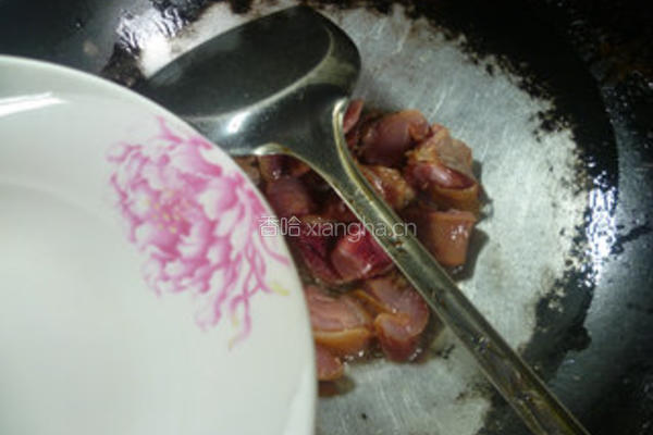 香干炒腊鸡腿的做法图解5