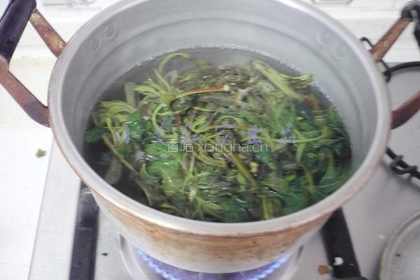 香椿拌面的做法图解2