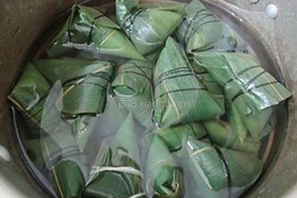蜜枣牛角粽子的做法图解8