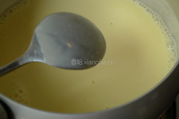 奶酪果仁冰激凌的做法图解1
