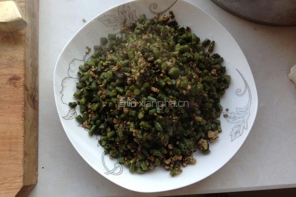 肉末豆角橄榄菜的做法图解5
