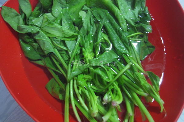 陈醋菠菜的做法图解1