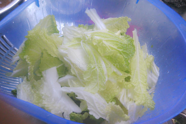 甜椒炒白菜的做法图解3