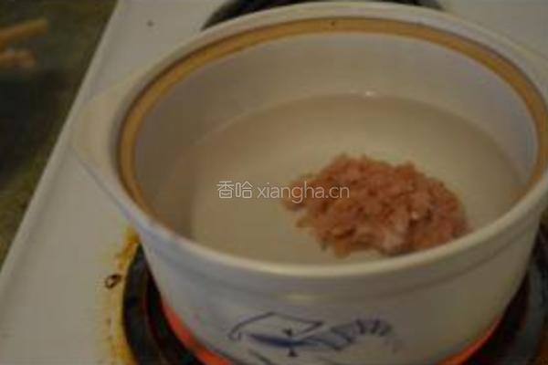 冬菇鸡蓉粥的做法图解3