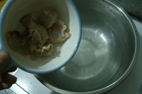油豆泡粉丝鸡汤的做法图解6