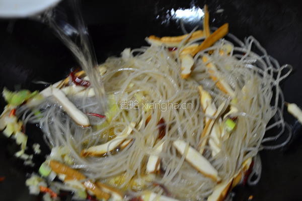 香干炒粉条的做法图解6