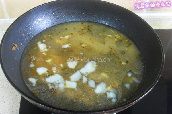 老坛酸菜牛肉面的做法图解3