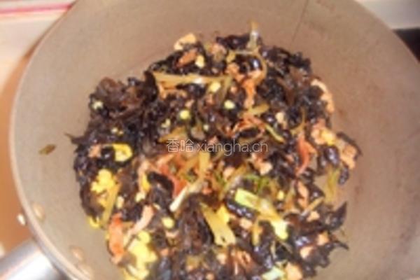 榨菜肉丝炒面的做法图解8