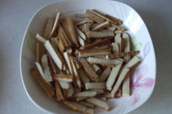 榨菜豆干炒肉丝的做法图解2