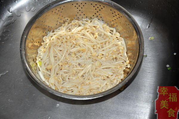 油泼金针羊肉的做法图解3