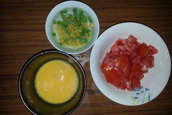 西红柿鸡蛋拌面的做法图解2