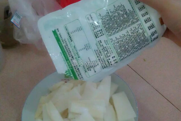 冰糖陈醋萝卜的做法图解3