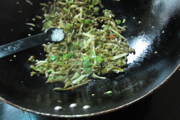 姜丝咸豆角的做法图解6