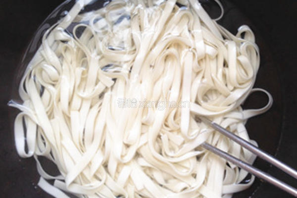 茄子肉酱面的做法图解9