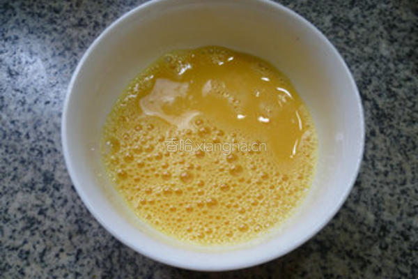 雪菜香干炒鸡蛋的做法图解3