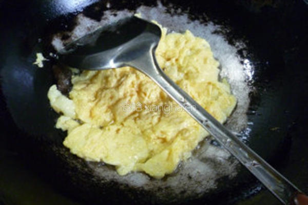 雪菜香干炒鸡蛋的做法图解6