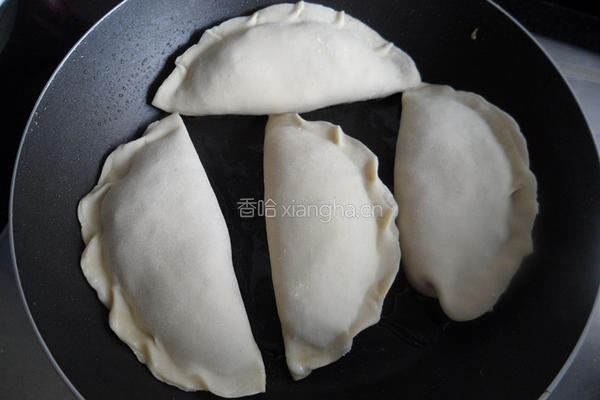 韭菜盒子的做法图解12