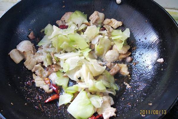 榨菜五花肉的做法图解6