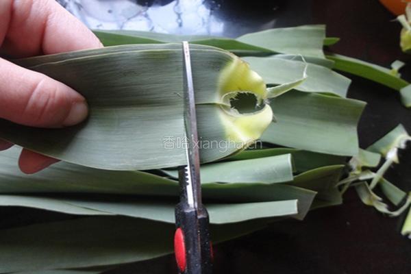 双豆蜜枣粽的做法图解2