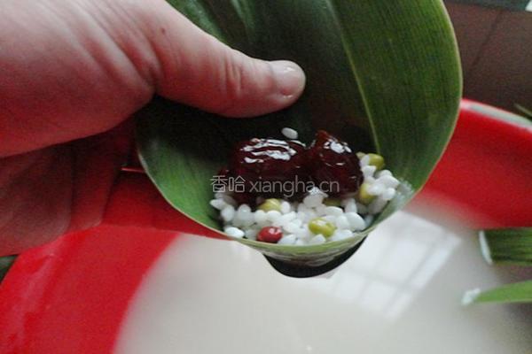 双豆蜜枣粽的做法图解5