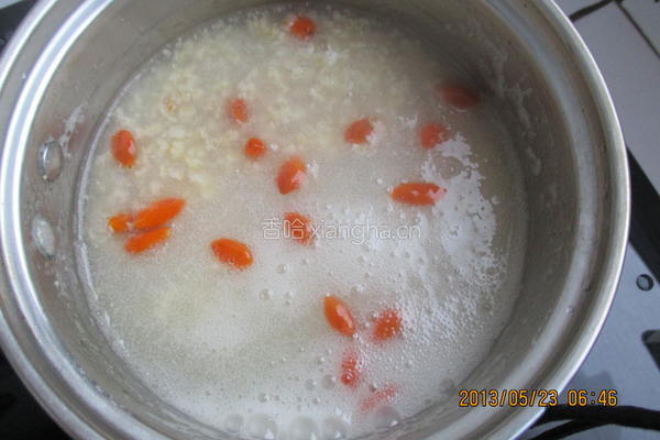 藕粉麦片粥的做法图解3