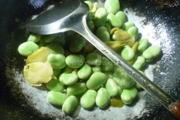 榨菜炒蚕豆的做法图解8