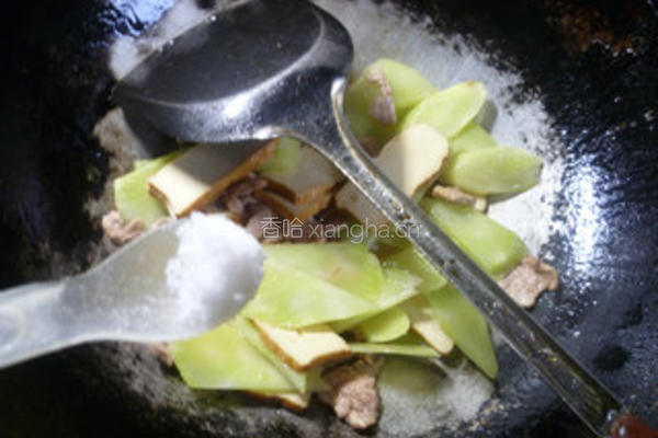 香干里脊肉炒莴笋的做法图解9