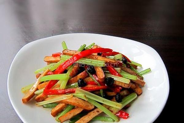 毛芹炒香干