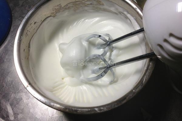 樱桃花篮生日蛋糕的做法图解2