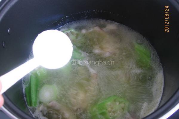 秋葵鸡爪汤的做法图解12